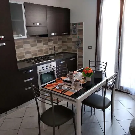 Apartment Caragol House